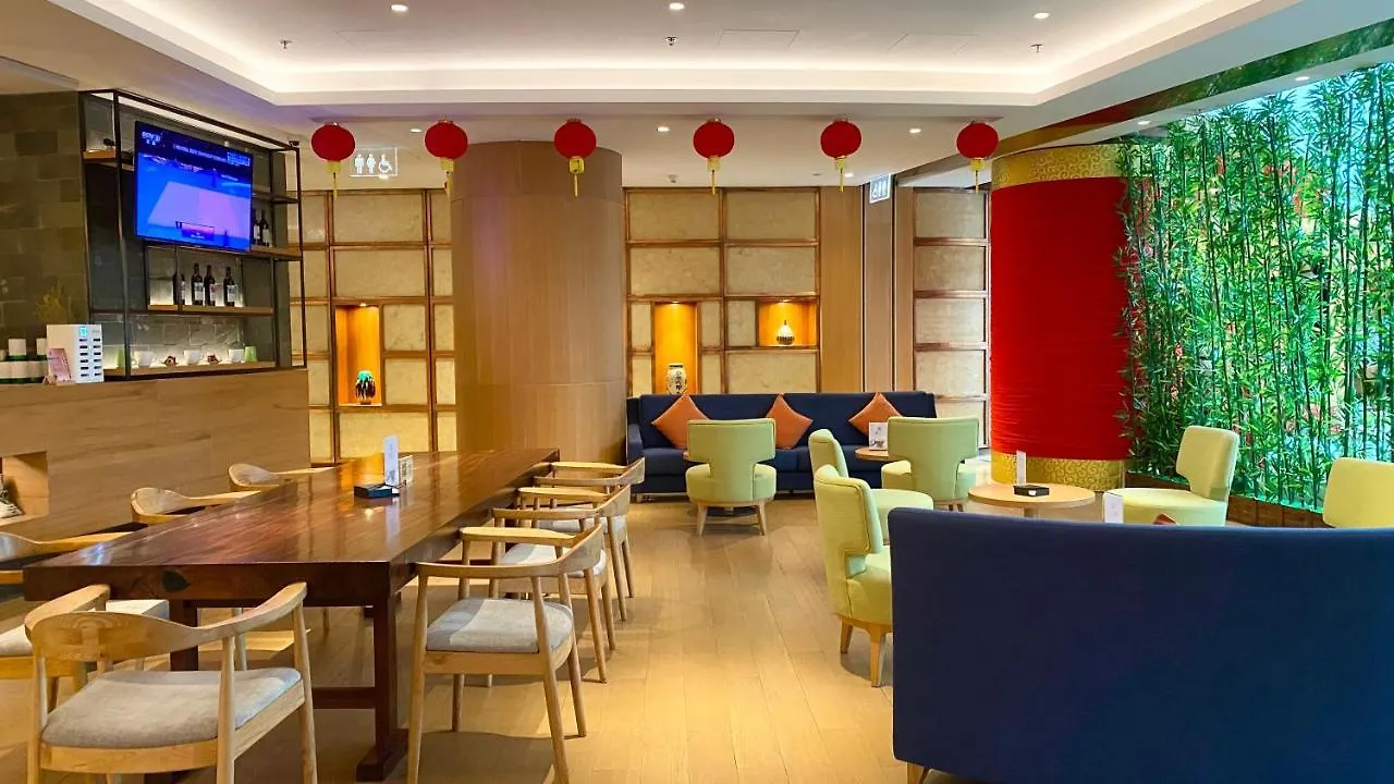 Hotel Crowne Plaza Zhuhai City Center By Ihg - Offers Free One-Way Shuttle To Chimelong Ocean Kingdom