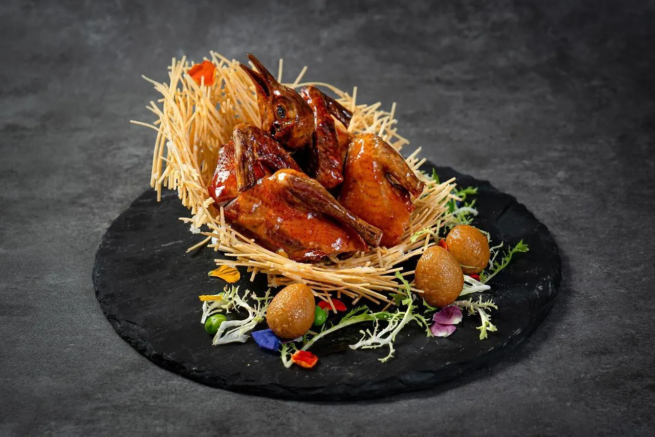 Crowne Plaza Zhuhai City Center By Ihg - Offers Free One-Way Shuttle To Chimelong Ocean Kingdom